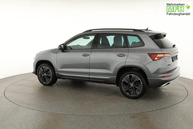 Skoda Karoq Sportline 1.5 TSI DSG Sportline, AHK, Navi, CANTON, Matrix, AreaView, Side, Kamera, el. Klappe, FS-beheizbar, 5 J.-Garantie 