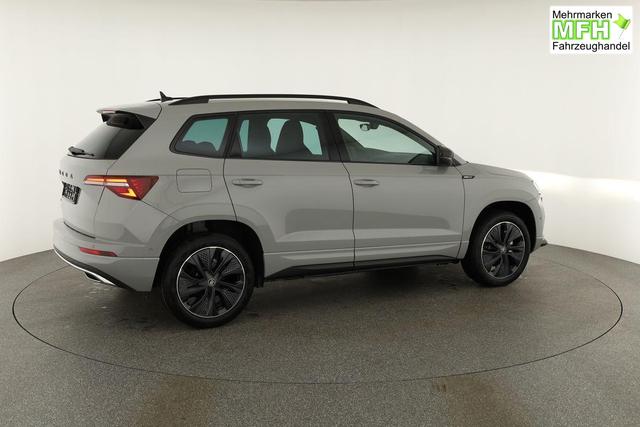 Skoda Karoq Sportline 1.5 TSI DSG Sportline, AHK, Navi, CANTON, Matrix, AreaView, Side, Kamera, el. Klappe, FS-beheizbar, 5 J.-Garantie 