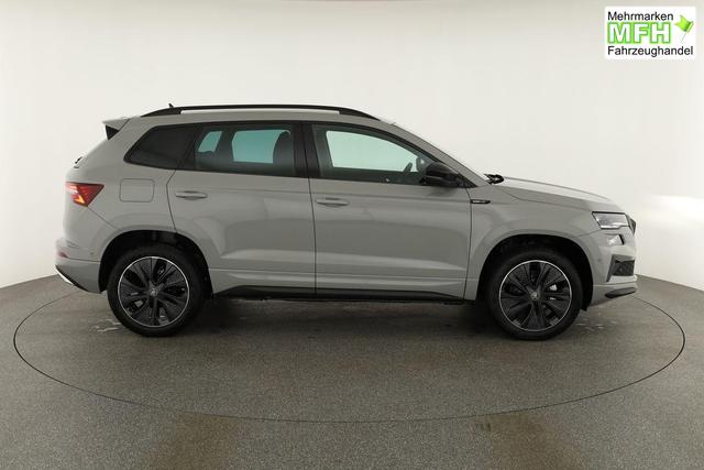 Skoda Karoq Sportline 1.5 TSI DSG Sportline, AHK, Navi, CANTON, Matrix, AreaView, Side, Kamera, el. Klappe, FS-beheizbar, 5 J.-Garantie 