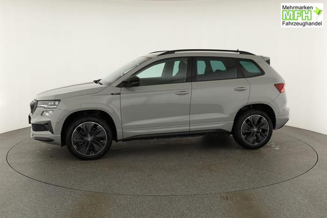 Skoda Karoq Sportline 1.5 TSI DSG Sportline, AHK, Navi, CANTON, Matrix, AreaView, Side, Kamera, el. Klappe, FS-beheizbar, 5 J.-Garantie 