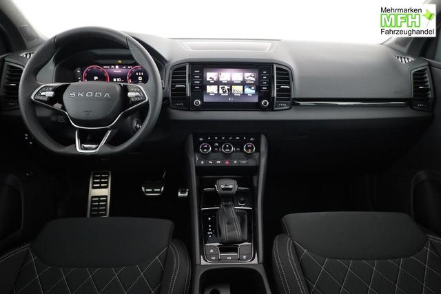 Skoda Karoq Sportline 1.5 TSI DSG Sportline, Pano, AHK, Navi, CANTON, Matrix, AreaView, Side, el. Klappe, FS-beheizbar, 5 J.-Garantie 