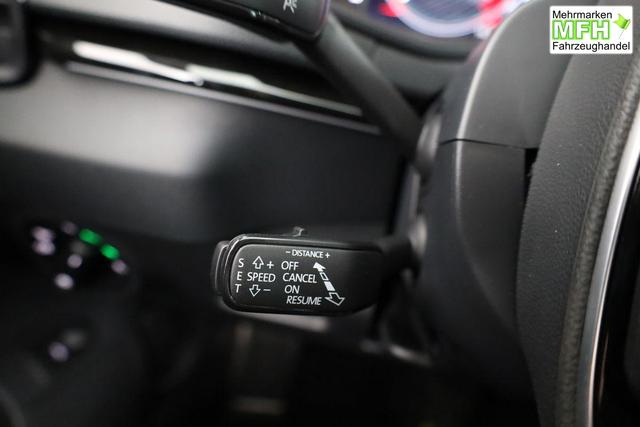 Skoda Karoq Sportline 1.5 TSI DSG Sportline, Pano, AHK, Navi, CANTON, Matrix, AreaView, Side, el. Klappe, FS-beheizbar, 5 J.-Garantie 