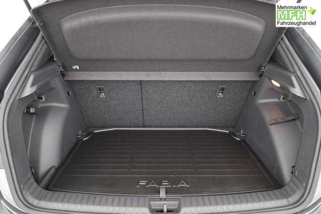 Skoda Fabia Monte Carlo 1.5 TSI DSG Carlo, Ladeboden, LED, Kamera, App-Connect, 17-Zoll 