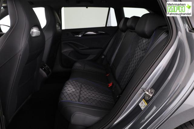 Volkswagen Passat Variant 2.0 TDI 142 kW 4Motion R-Line DSG 4M Black, Pano, AHK, Navi, IQ.Light, Side, Kamera, el. Klappe, 19-Zoll, 5 J.-Garantie 
