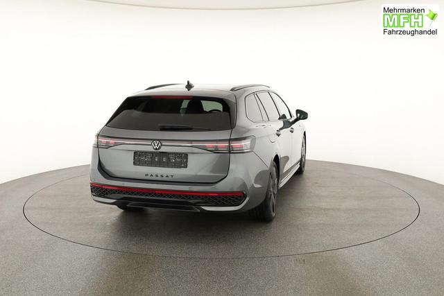 Volkswagen Passat Variant 2.0 TDI 142 kW 4Motion R-Line DSG 4M Black, Pano, AHK, Navi, IQ.Light, Side, Kamera, el. Klappe, 19-Zoll, 5 J.-Garantie 