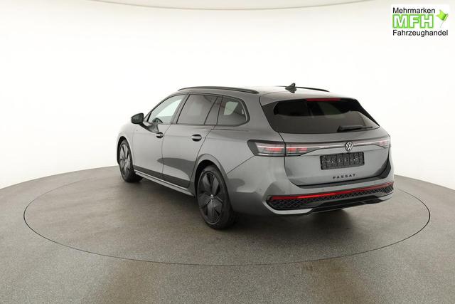 Volkswagen Passat Variant 2.0 TDI 142 kW 4Motion R-Line DSG 4M Black, Pano, AHK, Navi, IQ.Light, Side, Kamera, el. Klappe, 19-Zoll, 5 J.-Garantie 