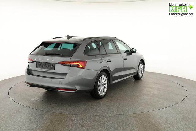 Skoda Octavia Combi 1.5 TSI 110 kW Selection Selection, AHK, LED, Side, ACC, Kamera, 17-Zoll 