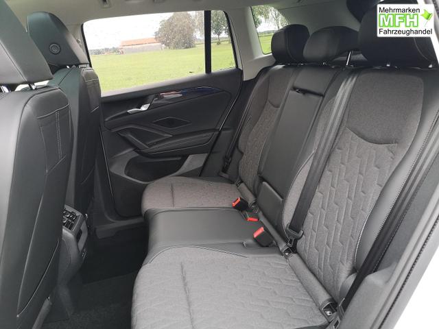 Volkswagen Tiguan 2.0 TDI Life 4x4 Pano IQ LED Head GV5 AHK 360 