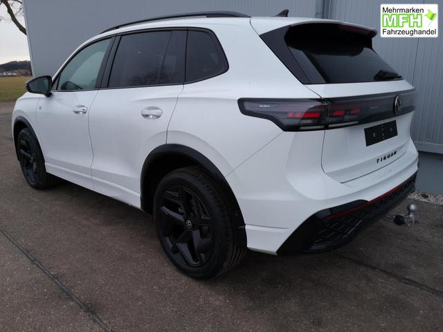 Volkswagen Tiguan 2.0 TDI 110 kW R-Line DSG Head Up Black 360 AHK 