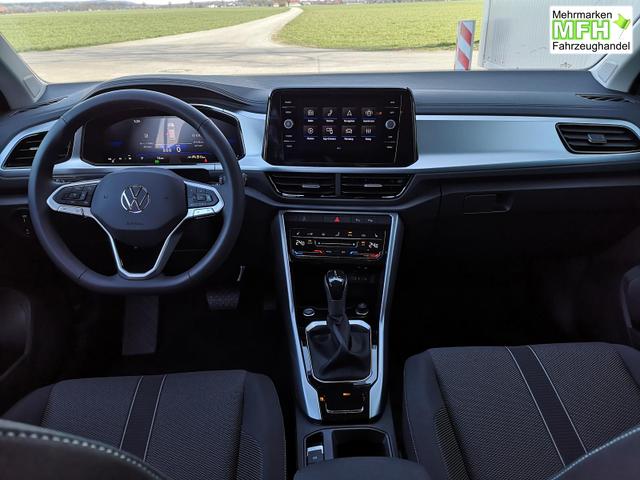 Volkswagen T-Roc LIFE 1.5 TSI DSG GV5 PDC Kamera ACC LED Sunset 17 Zoll 
