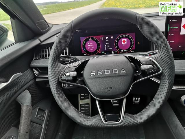 Skoda Superb Combi 1.5 TSI iV 150 kW Sportline Kombi Head Up Pano AHK GV5 