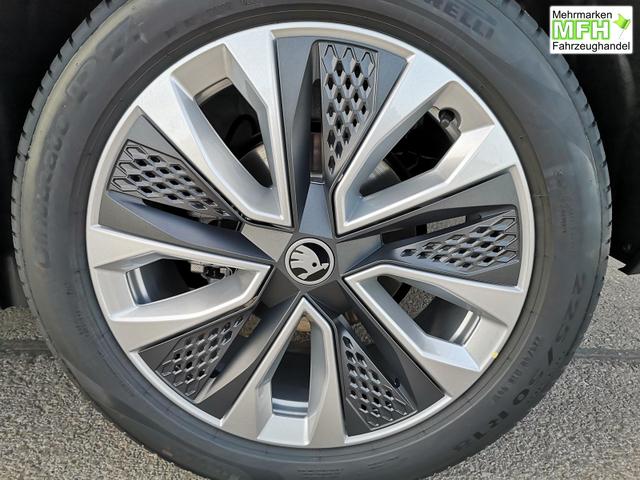 Skoda Karoq Selection 2.0 TDI DSG 4x4 GV5 AHK 18 Ladeb 