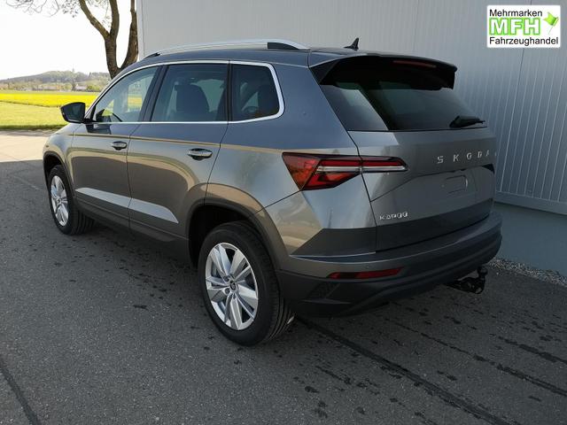 Skoda Karoq Selection 2.0 TDI DSG GV5 AHK 17 
