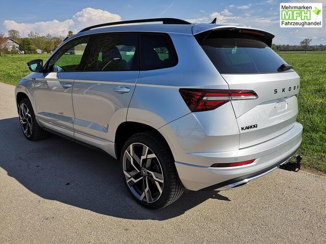 Skoda Karoq Sportline 2.0TDI DSG 4x4 AHK Matrix Leder 19 Zoll 