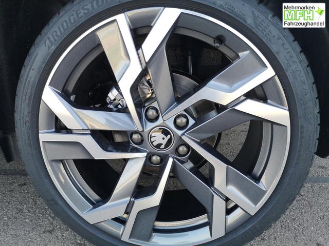 Skoda Karoq Sportline 2.0TSI DSG 4x4 AHK Matrix Pano Sound Leder 19 Zoll 