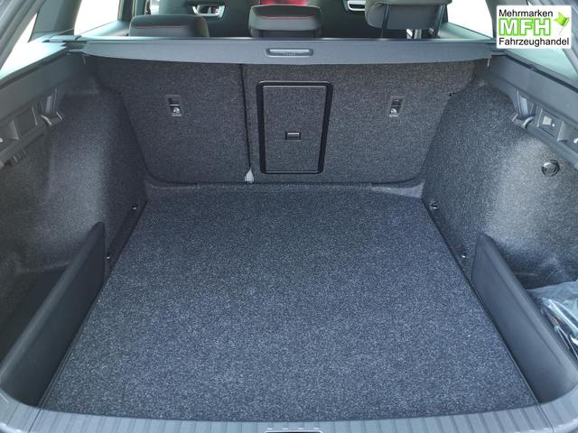 Skoda Octavia Combi 2.0 TSI 195 kW RS Kombi ABT 2.0TSI Pano Matrix Area AHK Sound GV5 