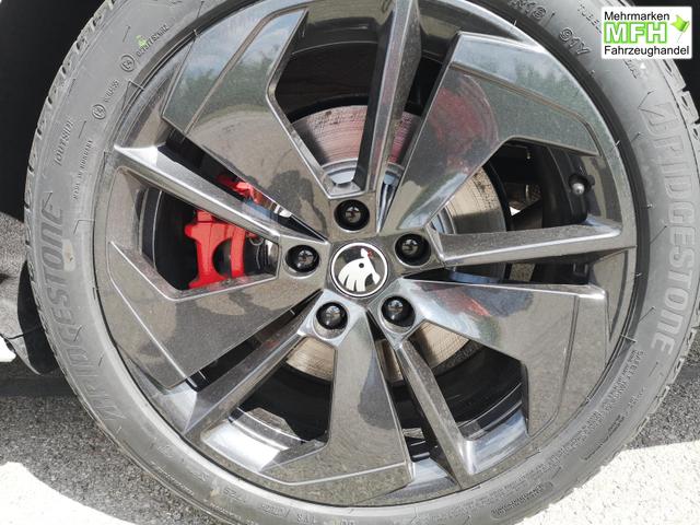 Skoda Octavia Combi 2.0 TSI 195 kW RS Kombi 2.0TSI Pano Matrix Area AHK Sound GV5 
