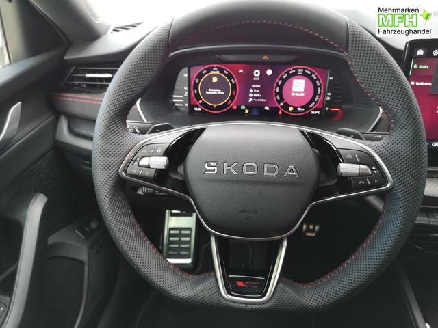 Skoda Octavia Combi 2.0 TSI 195 kW RS Kombi 2.0TSI Pano Matrix Area AHK Sound GV5 