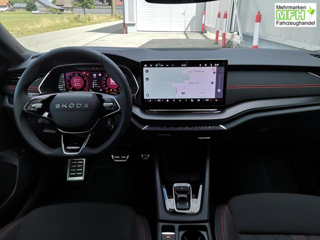 Skoda Octavia Combi 2.0 TSI 195 kW RS Kombi 2.0TSI Pano Matrix Area AHK Sound GV5 