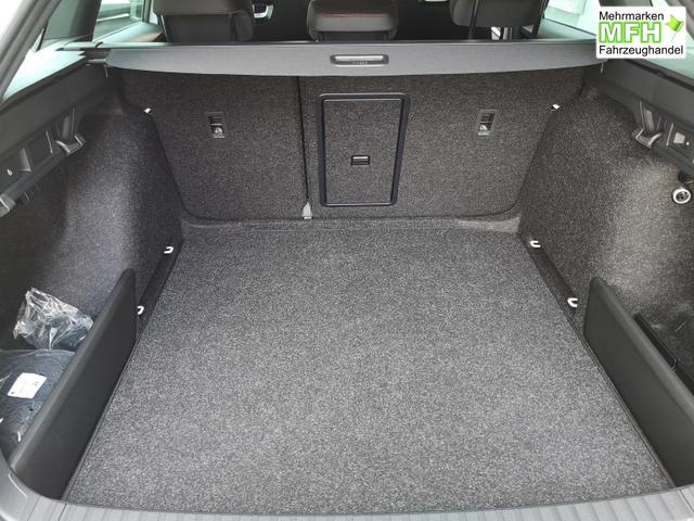 Skoda Octavia Combi 2.0 TSI 195 kW RS Kombi 2.0TSI Pano Matrix Area AHK Sound GV5 