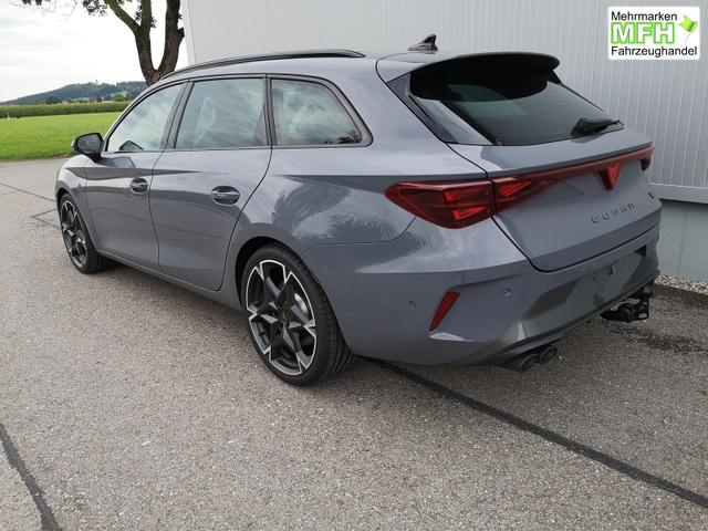Cupra Leon Sportstourer 2.0 TSI 245 kW 4Drive VZ Kombi 2.0TSI DSG 4x4 AHK GV5 Matrix el. Hk Pano Navi Sound 