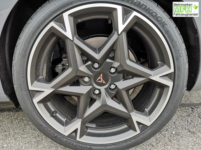 Cupra Leon Sportstourer 2.0 TSI 245 kW 4Drive VZ Kombi 2.0TSI DSG 4x4 AHK GV5 Matrix el. Hk Pano Navi Sound 
