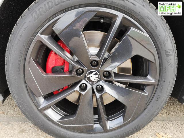 Skoda Octavia Combi 2.0 TSI 195 kW RS Kombi ABT 2.0TSI Pano Matrix Area AHK Sound GV5 