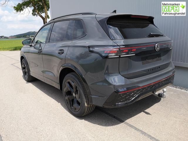 Volkswagen Tiguan 2.0 TDI 110 kW R-Line DSG Head Up Black 360 AHK 