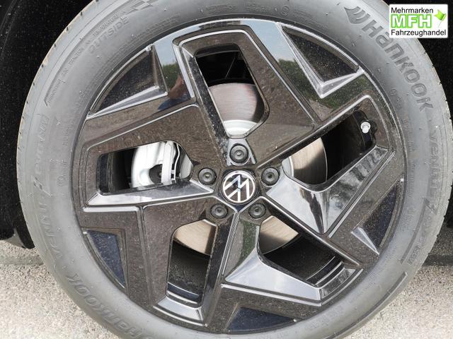 Volkswagen Tiguan 2.0 TDI 110 kW R-Line DSG Head Up Black 360 AHK 