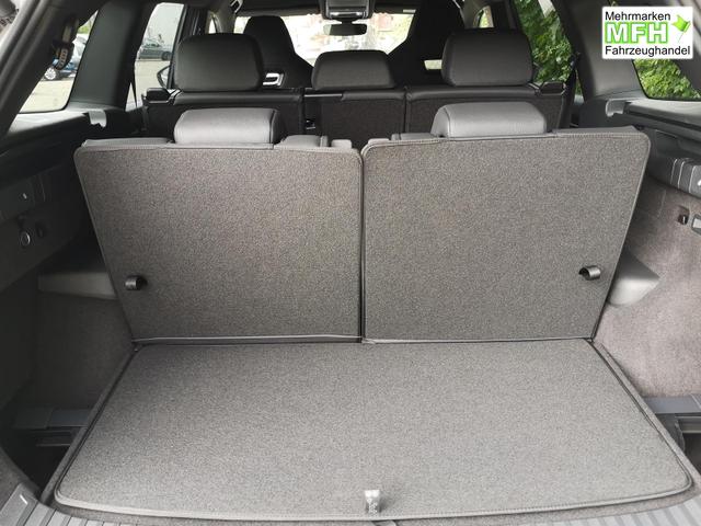 Skoda Kodiaq 2.0 TSI 195 kW 4x4 RS DSG AHK 7 Sitzer Pano Head GV5 