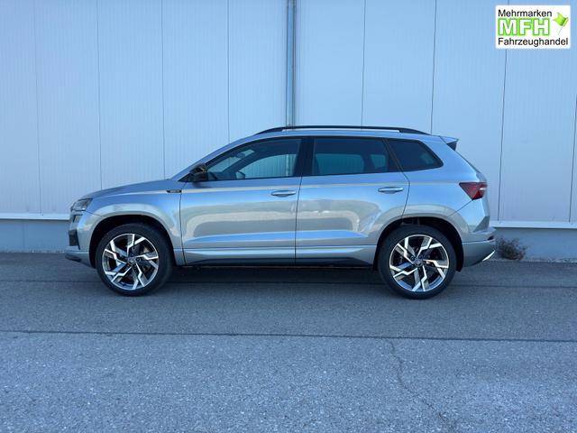 Skoda Karoq Sportline 2.0TDI DSG 4x4 AHK Matrix Leder 19 Zoll 