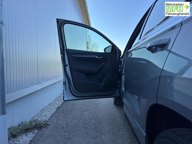 Skoda Karoq Sportline 2.0TDI DSG 4x4 AHK Matrix Leder 19 Zoll 