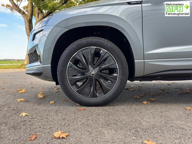 Skoda Karoq Sportline 2.0TDI DSG 4x4 AHK Matrix Navi ACC 