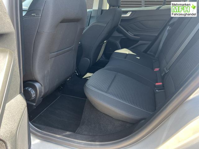 Ford Focus Turnier Titanium X+Winterpaket+LED+RFK 1.0 EcoBoost Powershift 