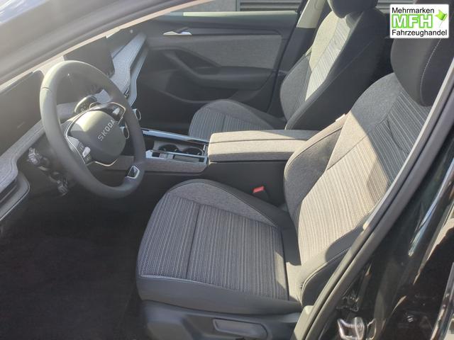 Skoda Superb Combi Selection AHK+RFK+SHZ+LED 2.0 TDI DSG 