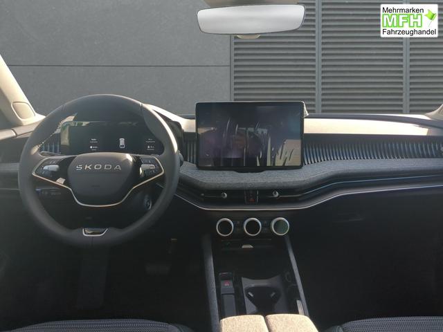 Skoda Superb Combi Selection AHK+RFK+SHZ+LED 2.0 TDI DSG 