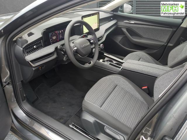 Skoda Superb Combi Selection Winterpaket+AHK+RFK 2.0 TDI DSG 