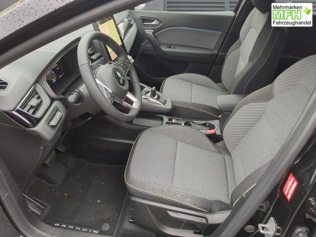 Mitsubishi Grandis Intro Edition 1.3 AT 