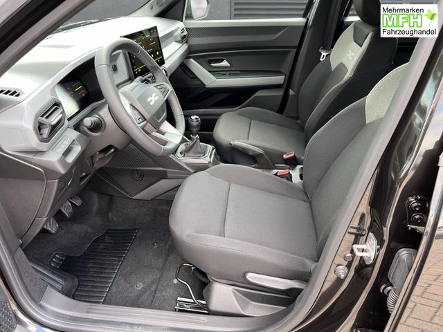 Dacia Bigster Essential RFK+LED+Carplay TCe 140 