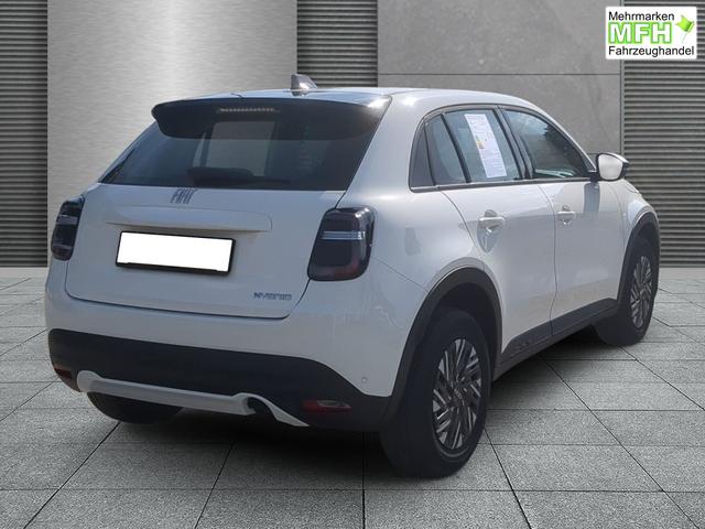 Fiat 600 Pop SHZ 110 PS eDCT Automatik 