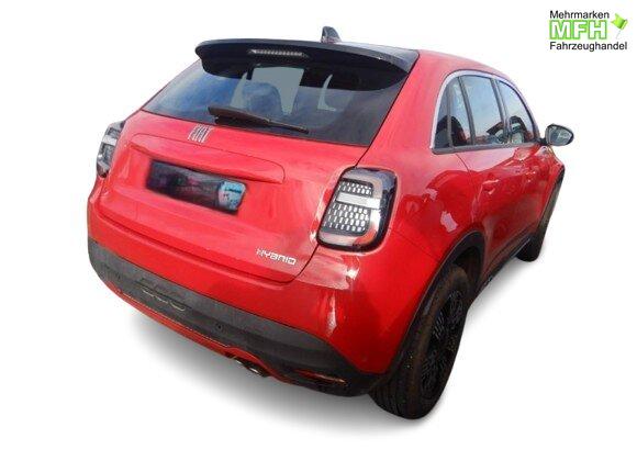 Fiat 600 POP 136 PS E-DCT 