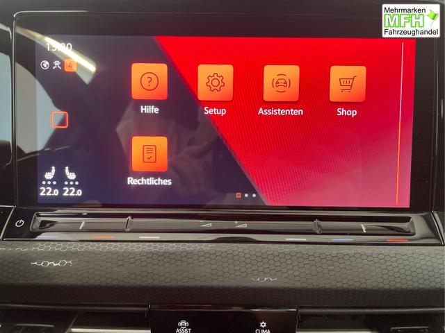 Volkswagen / Golf / Schwarz / / / DSG AHK+Pano+Sitzheizung vo+hi