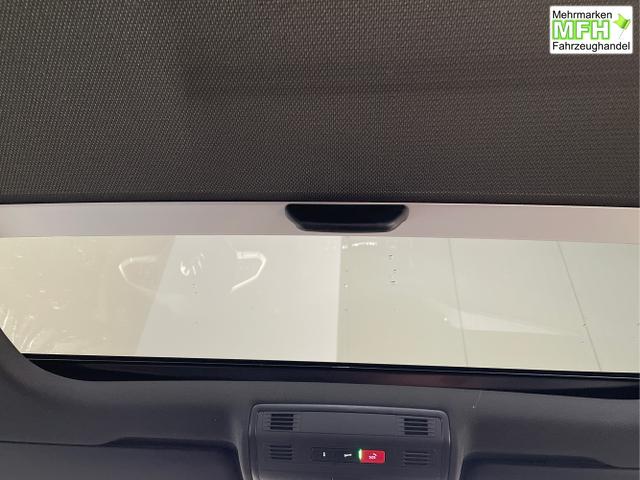 Volkswagen / Taigo / Grau / / / 150PS DSG AHK+Pano+IQ-Light