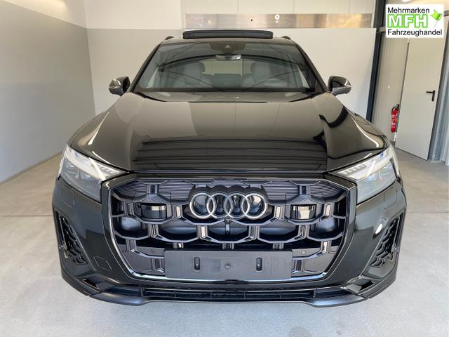 Audi / Q7 / Schwarz / / / 50 TDI Fahrwerkspaket+Standheizung