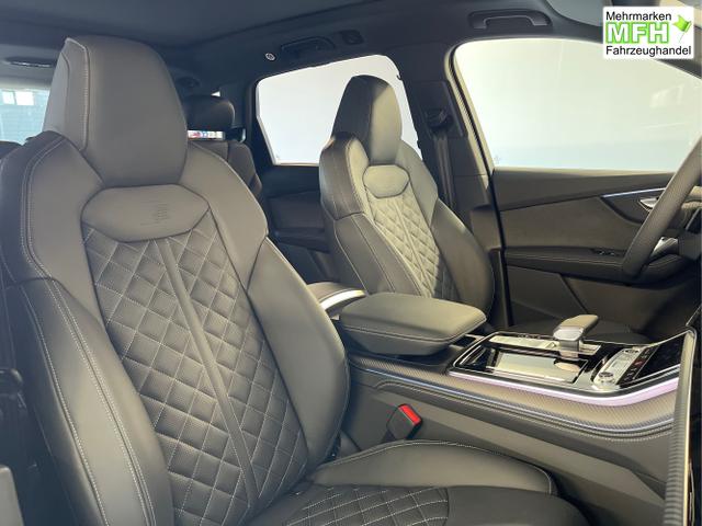 Audi / Q7 / Schwarz / / / 50 TDI Fahrwerkspaket+Standheizung