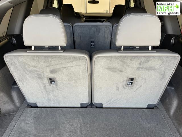 Audi / Q7 / Schwarz / / / 50 TDI Fahrwerkspaket+Standheizung