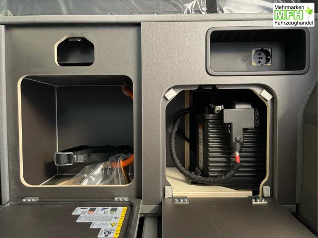 Volkswagen / T7 California / / / / eHybrid DSG 4Motion AHK+Matrix