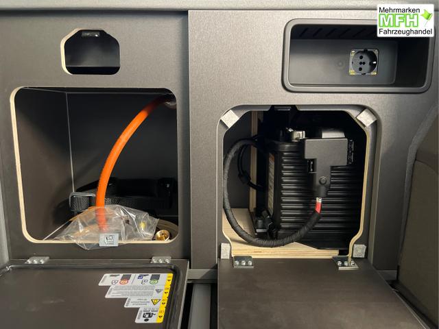 Volkswagen / T7 California / / / / eHybrid DSG 4Motion AHK+360°