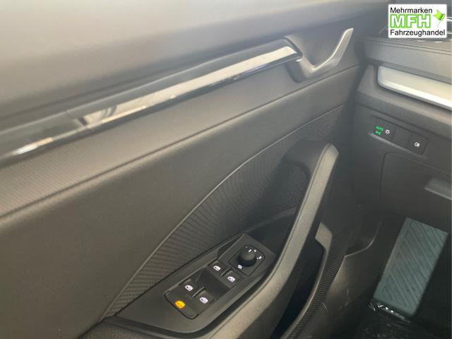 Skoda / Octavia Combi / Grau / / / DSG AHK+Sitzheizung+App Connect