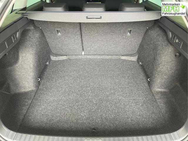 Skoda / Octavia Combi / Grau / / / DSG AHK+Sitzheizung+App Connect